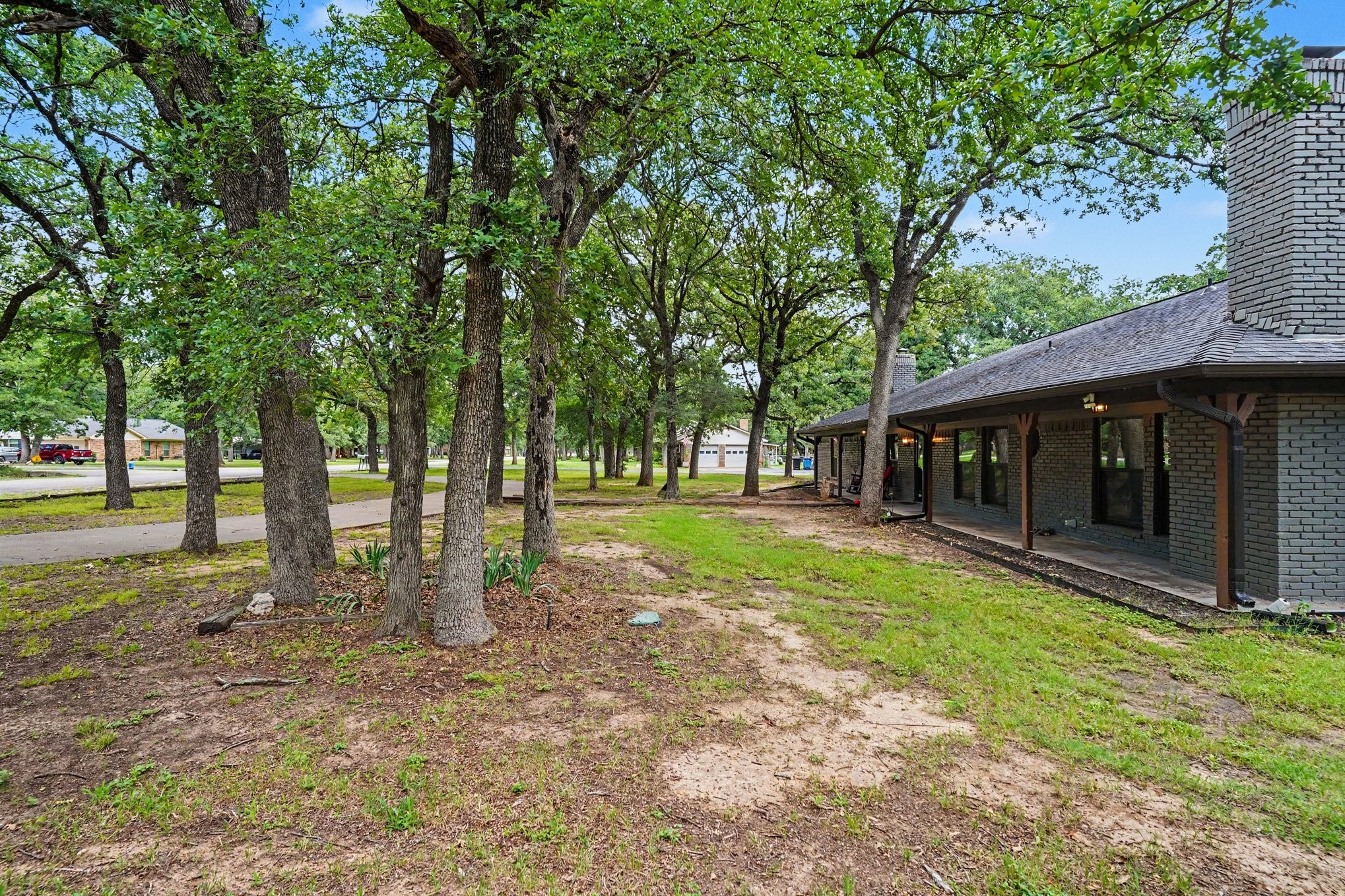 1908 Thousand Oaks Drive Burleson TX 76028
