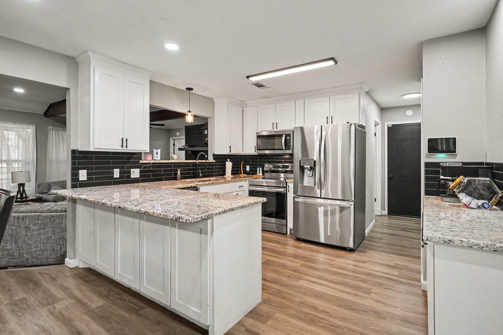 1908 Thousand Oaks Drive Burleson TX 76028