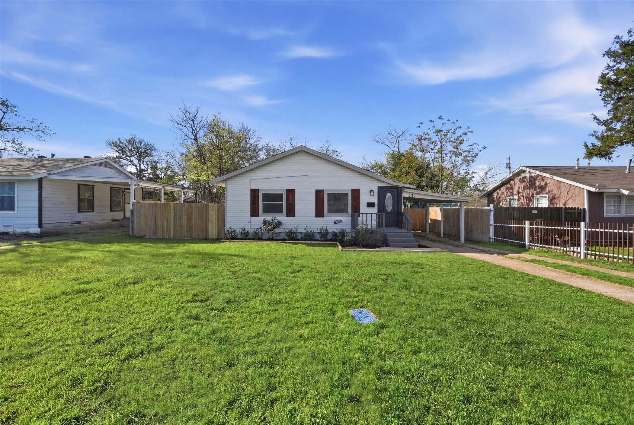 330 W Vinyard Road Duncanville TX 75137