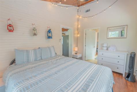 108 E Barker Creek Drive Scroggins TX 75480