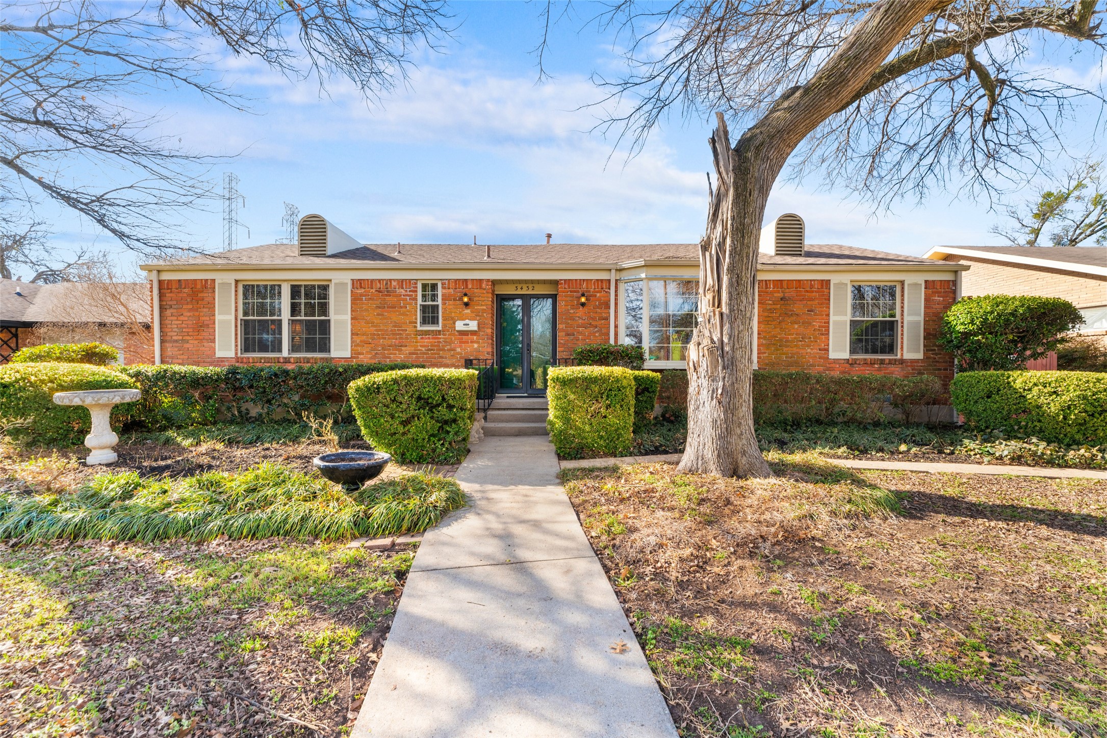 3432 Mapleleaf Lane Dallas TX 75233