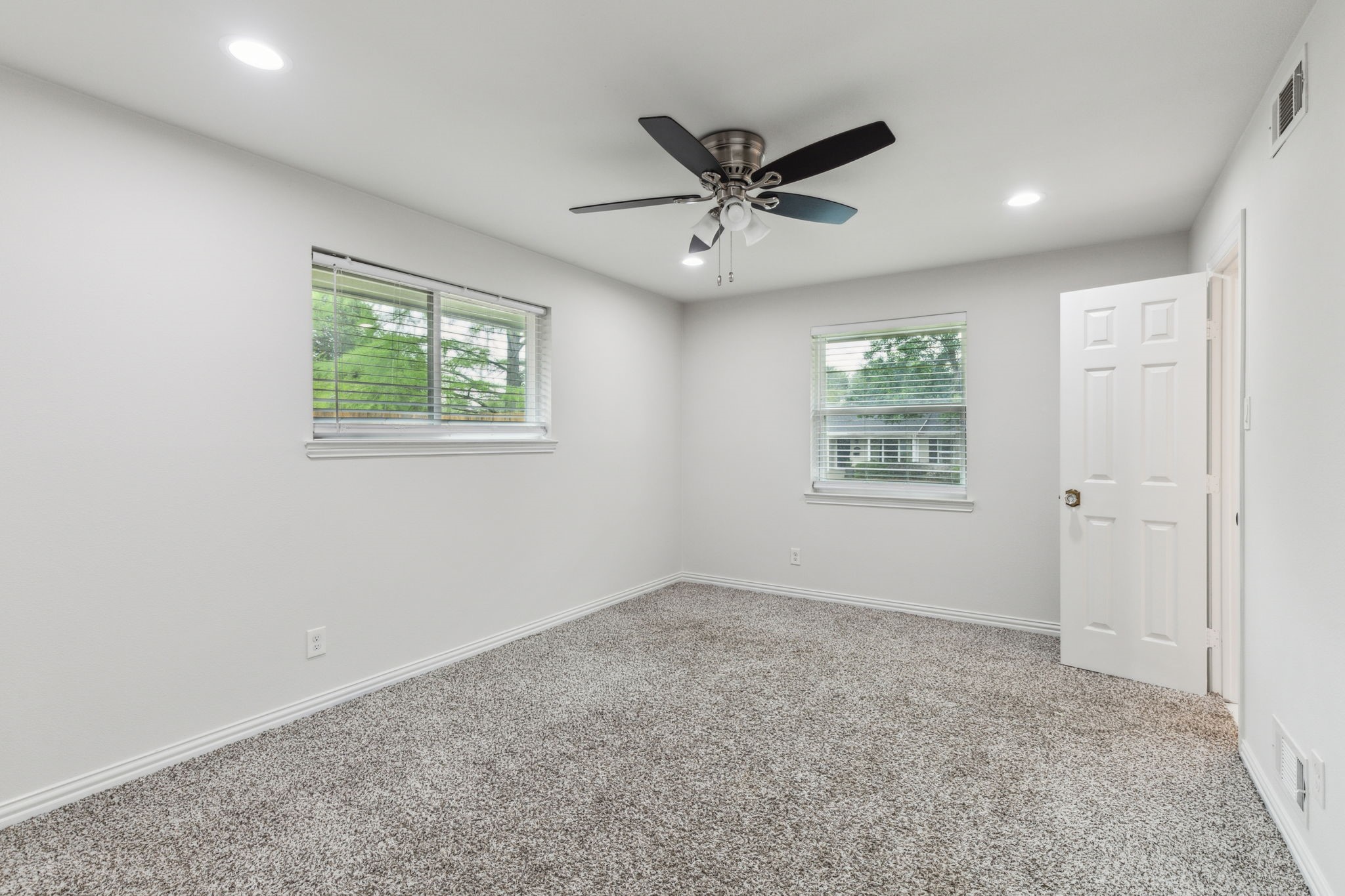 5625 Ledgestone Drive Dallas TX 75214