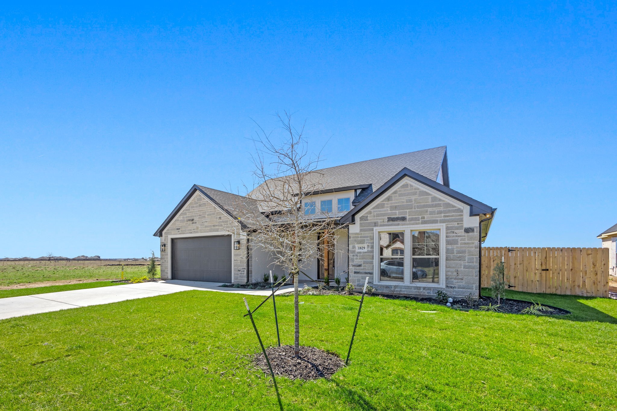 1829 Sudbury Drive Cleburne TX 76033