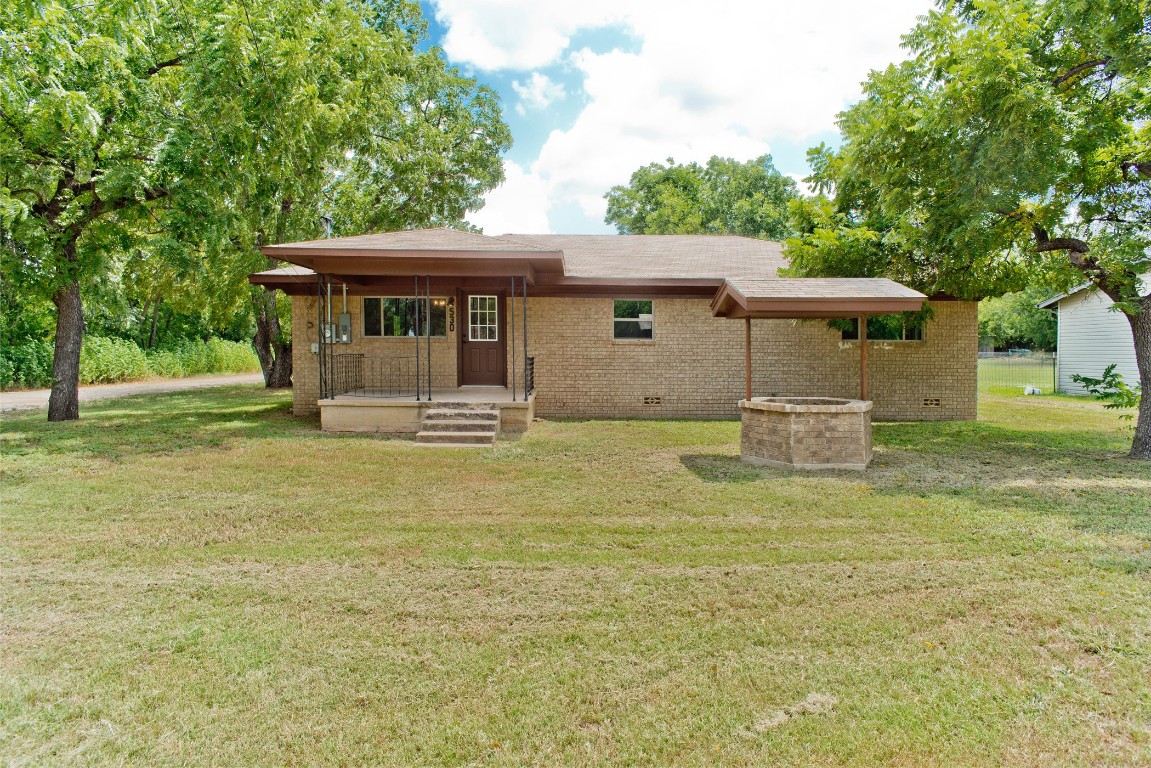 530 N 3rd Street Jacksboro TX 76458