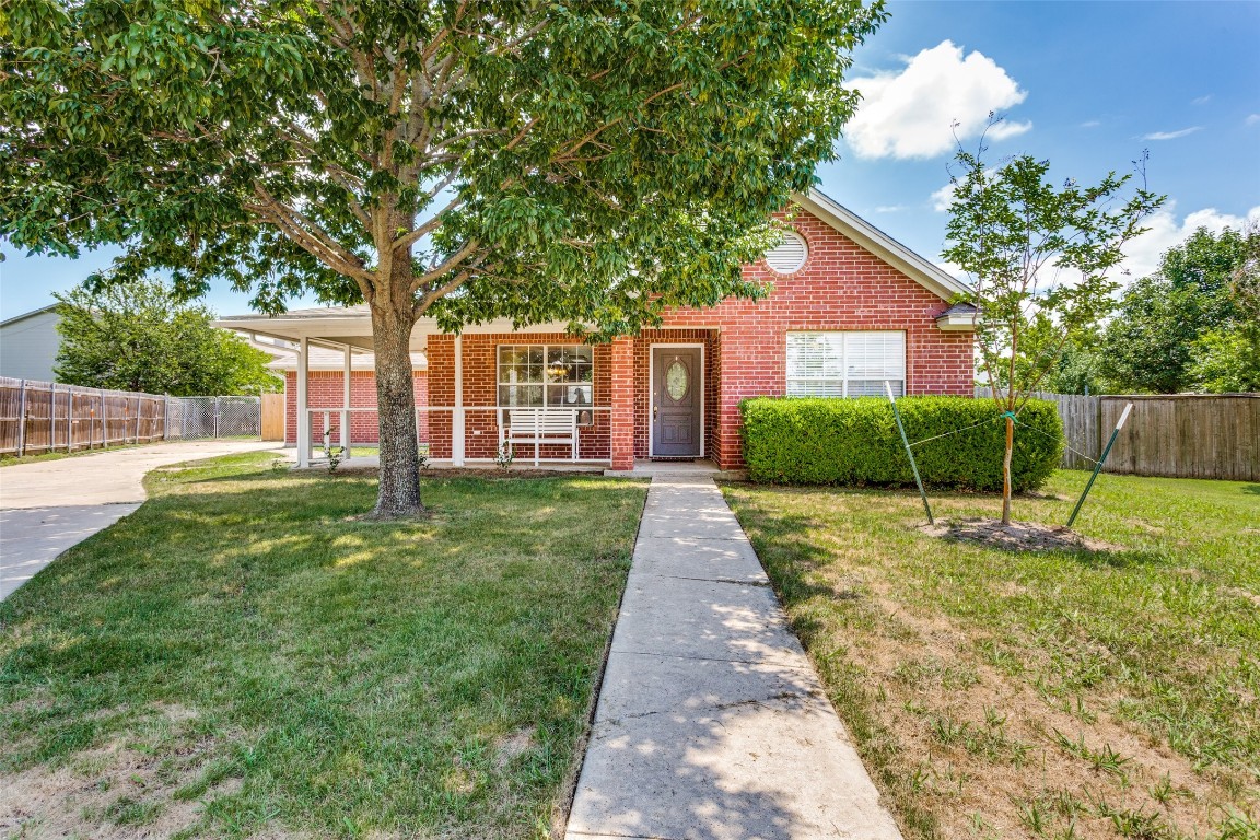 1008 Treys Court Sanger TX 76266