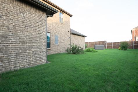 1703 Cedar Bluff Parkway Mansfield TX 76063