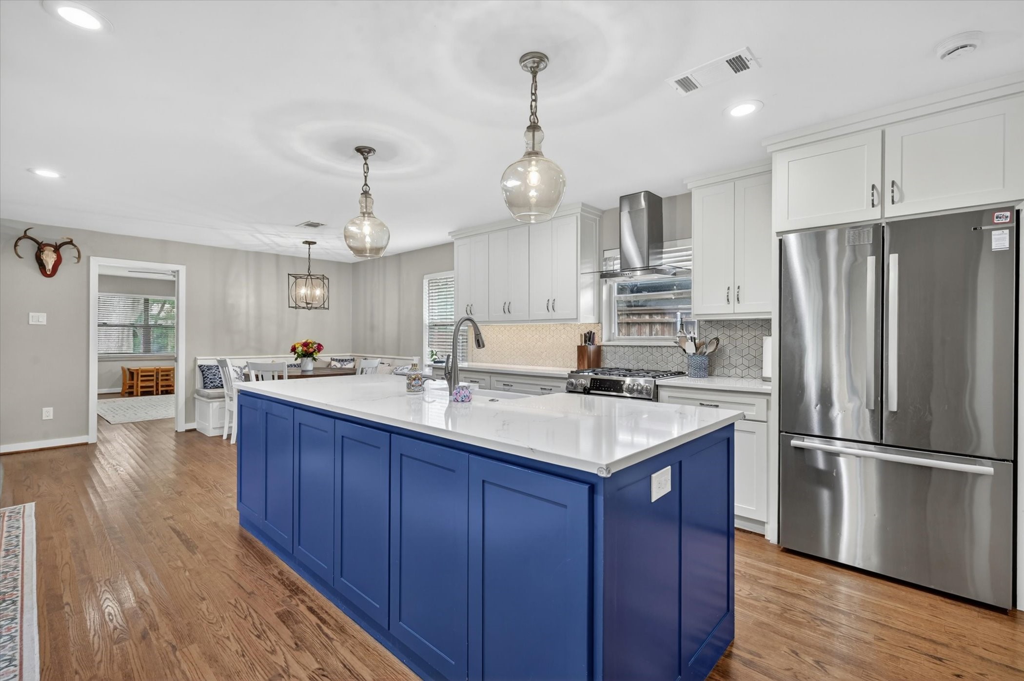 1132 N Cottonwood Drive Richardson TX 75080