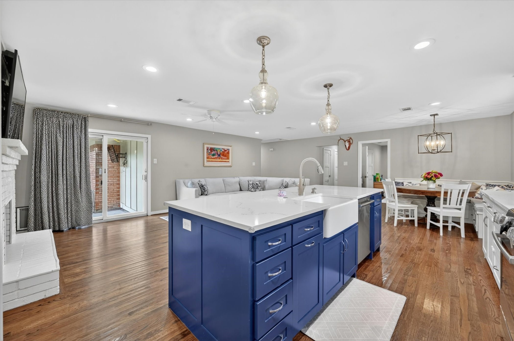 1132 N Cottonwood Drive Richardson TX 75080