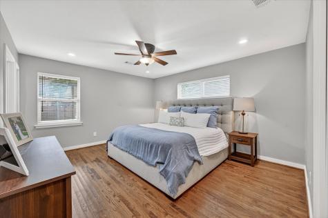 1132 N Cottonwood Drive Richardson TX 75080