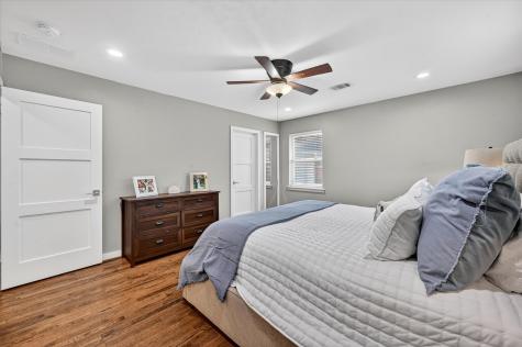1132 N Cottonwood Drive Richardson TX 75080