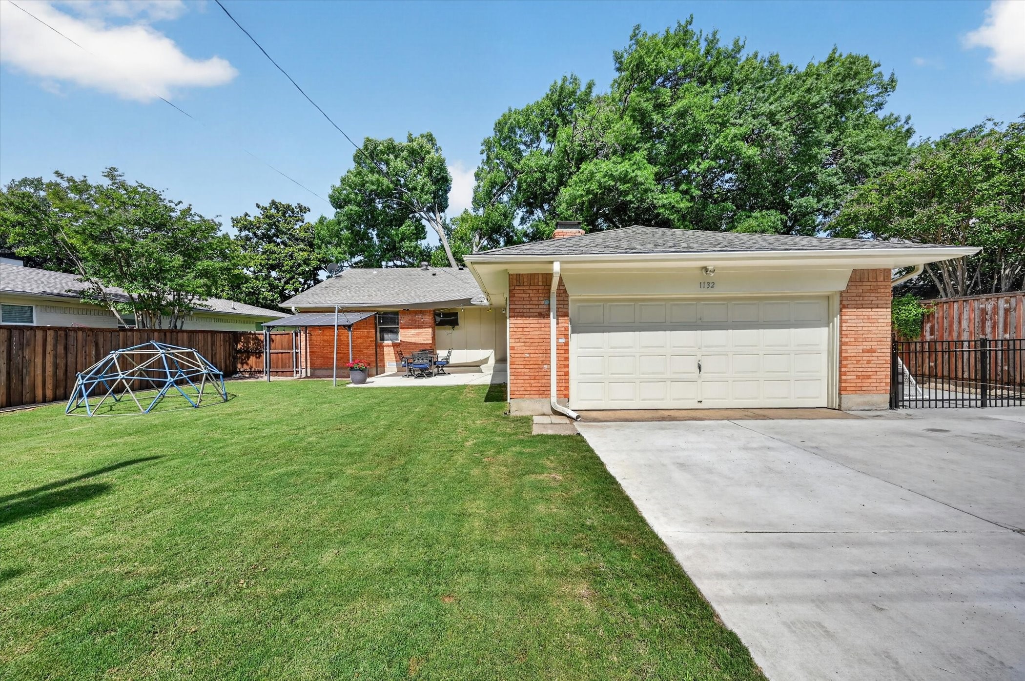 1132 N Cottonwood Drive Richardson TX 75080