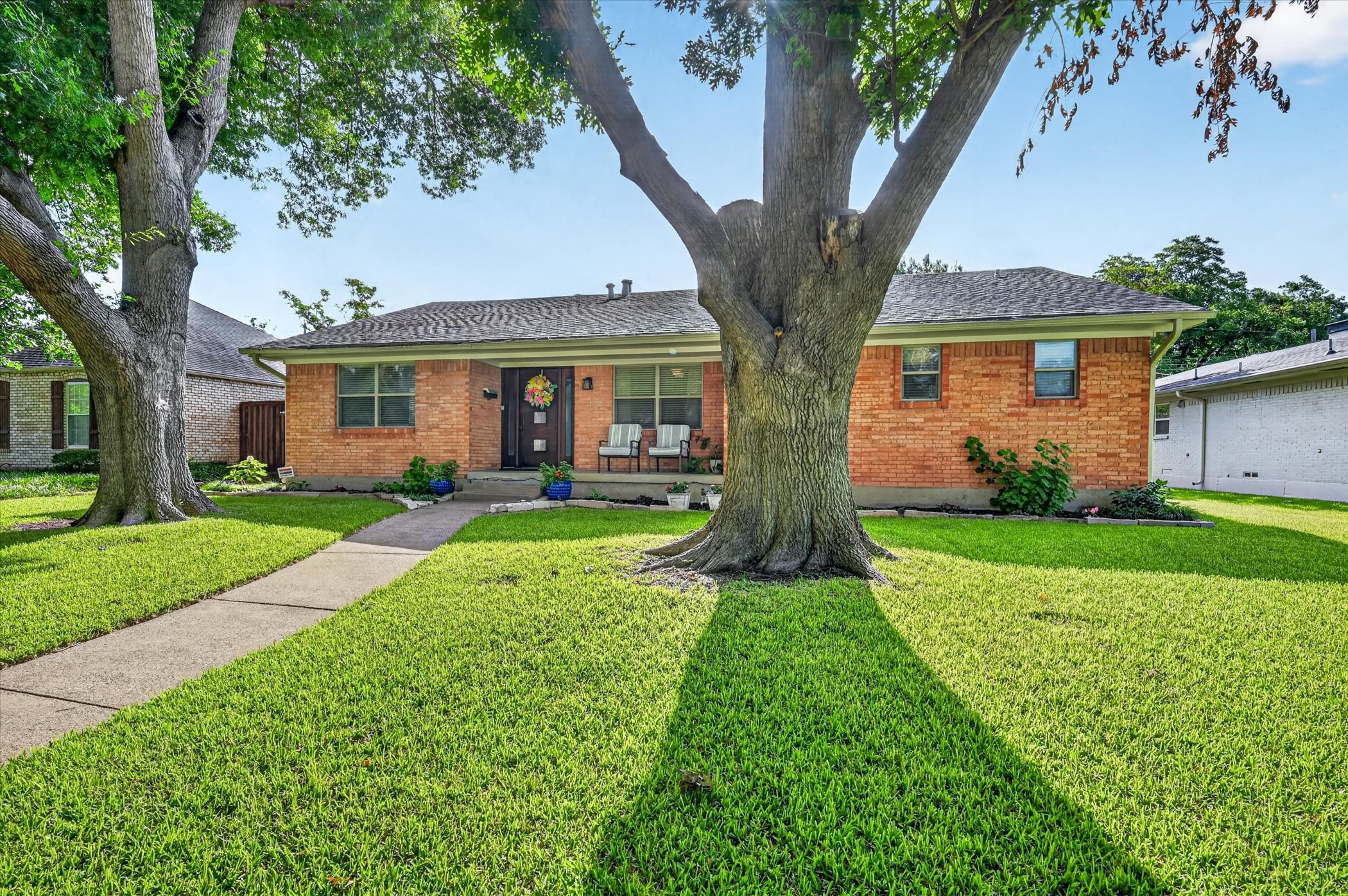 1132 N Cottonwood Drive Richardson TX 75080