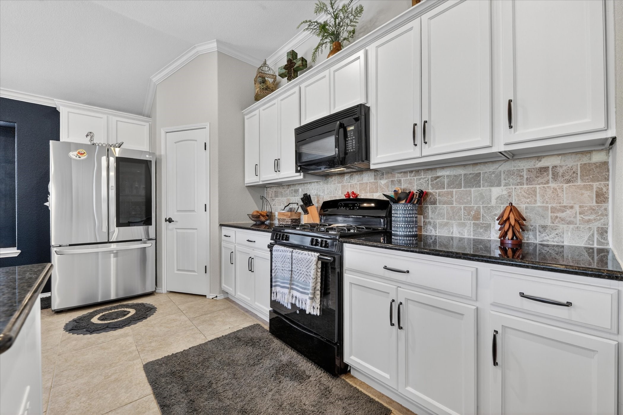 1328 Wysteria Lane Burleson TX 76028