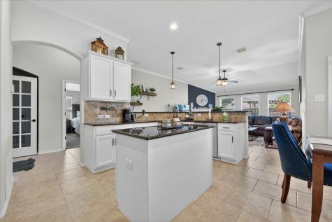 1328 Wysteria Lane Burleson TX 76028