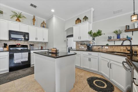 1328 Wysteria Lane Burleson TX 76028