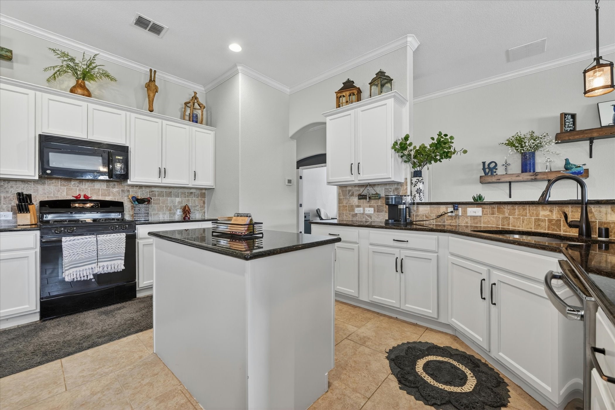 1328 Wysteria Lane Burleson TX 76028