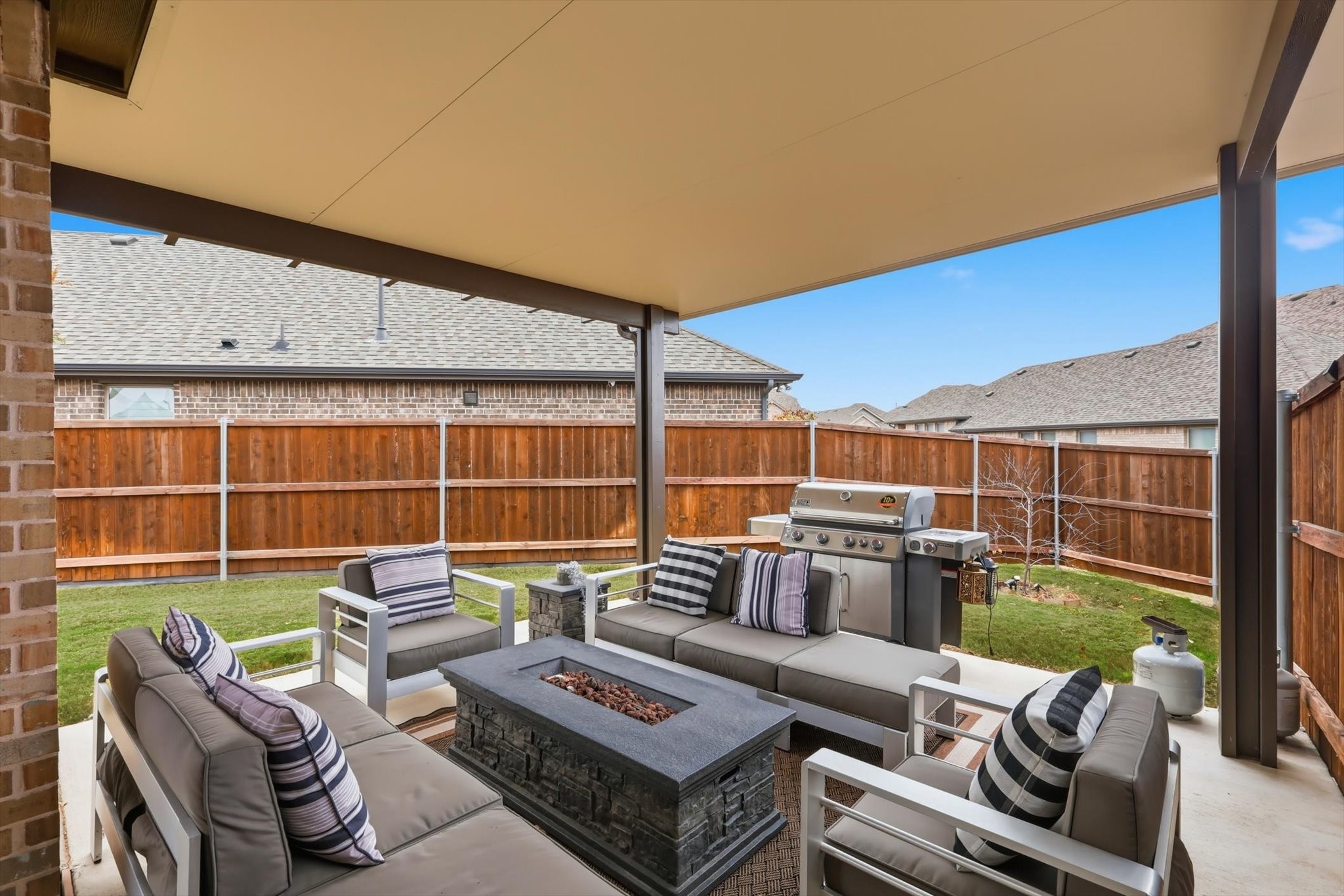 12321 Iveson Drive Fort Worth TX 76052