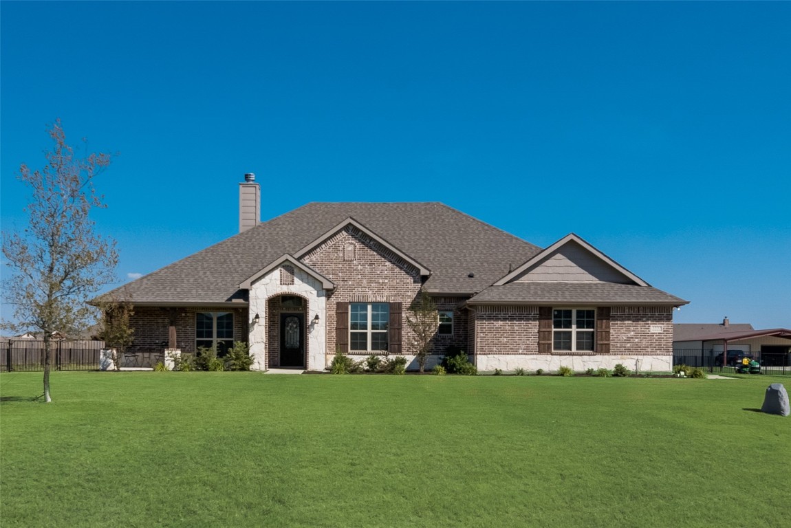 2222 Henson Lane Nevada TX 75173
