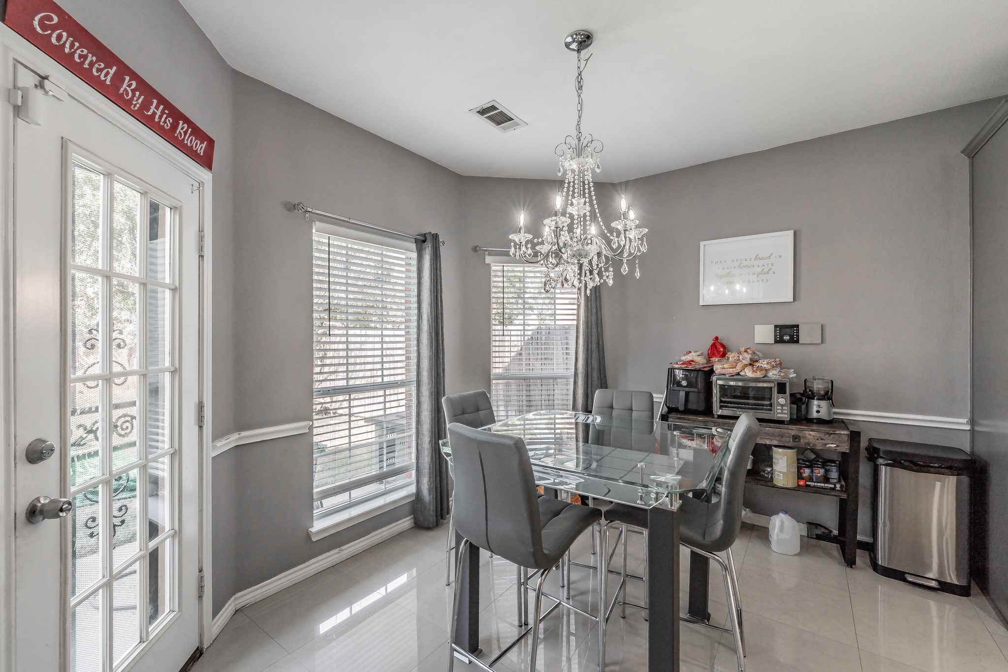 5243 W Cove Way Grand Prairie TX 75052