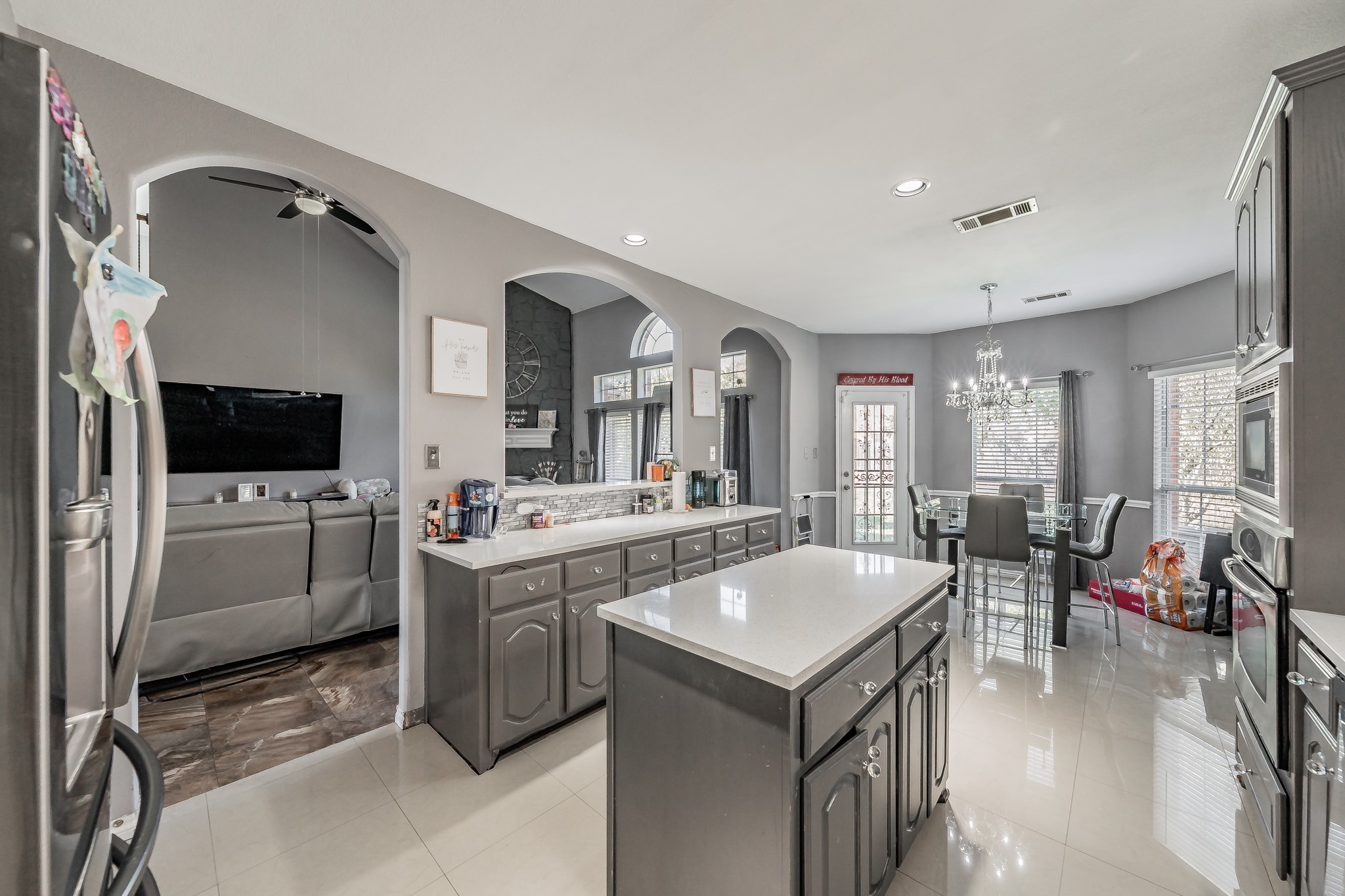 5243 W Cove Way Grand Prairie TX 75052