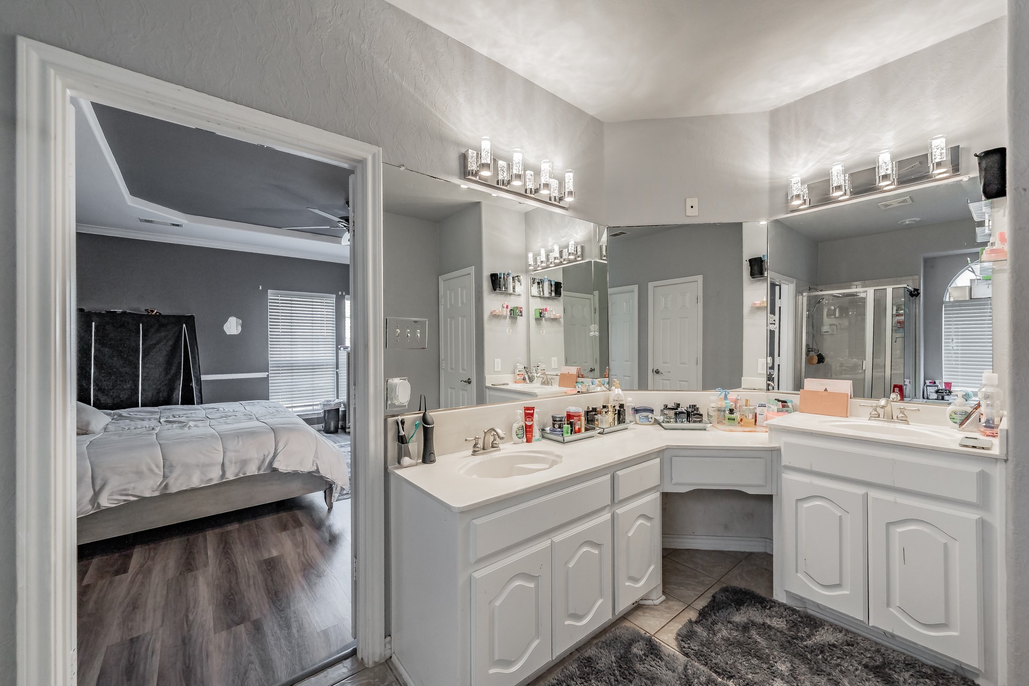 5243 W Cove Way Grand Prairie TX 75052