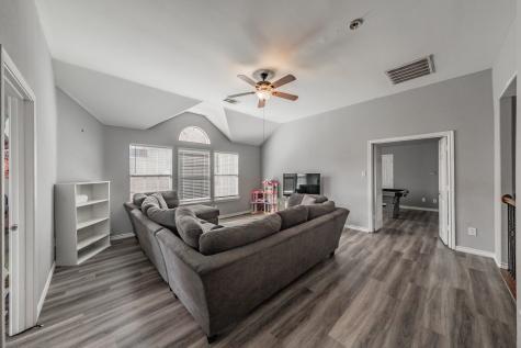 5243 W Cove Way Grand Prairie TX 75052