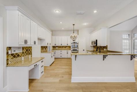 27 Wellington Oaks Circle Denton TX 76210
