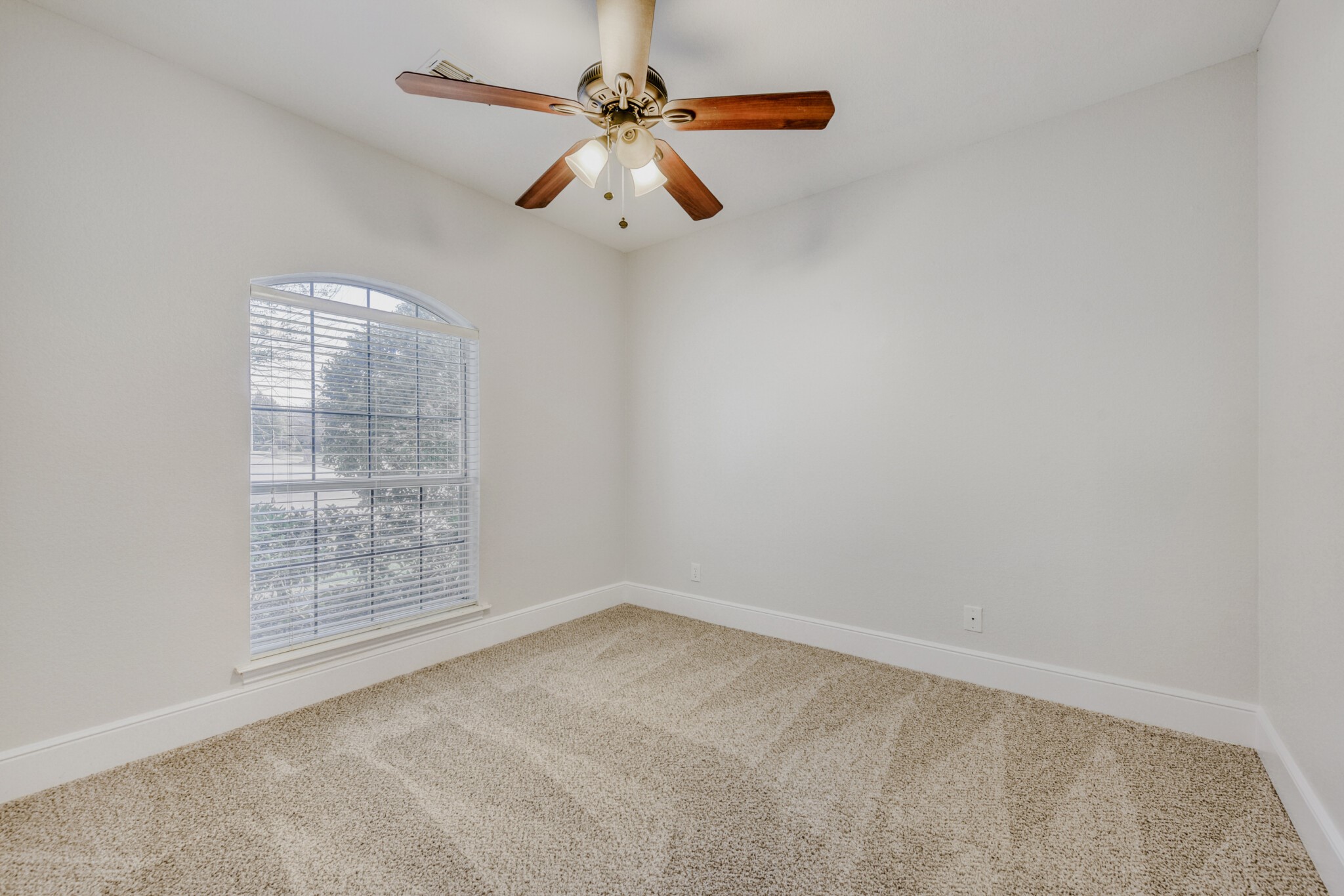 27 Wellington Oaks Circle Denton TX 76210