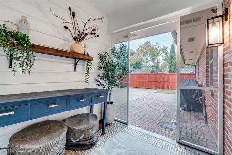 8912 Covey Court Dallas TX 75238