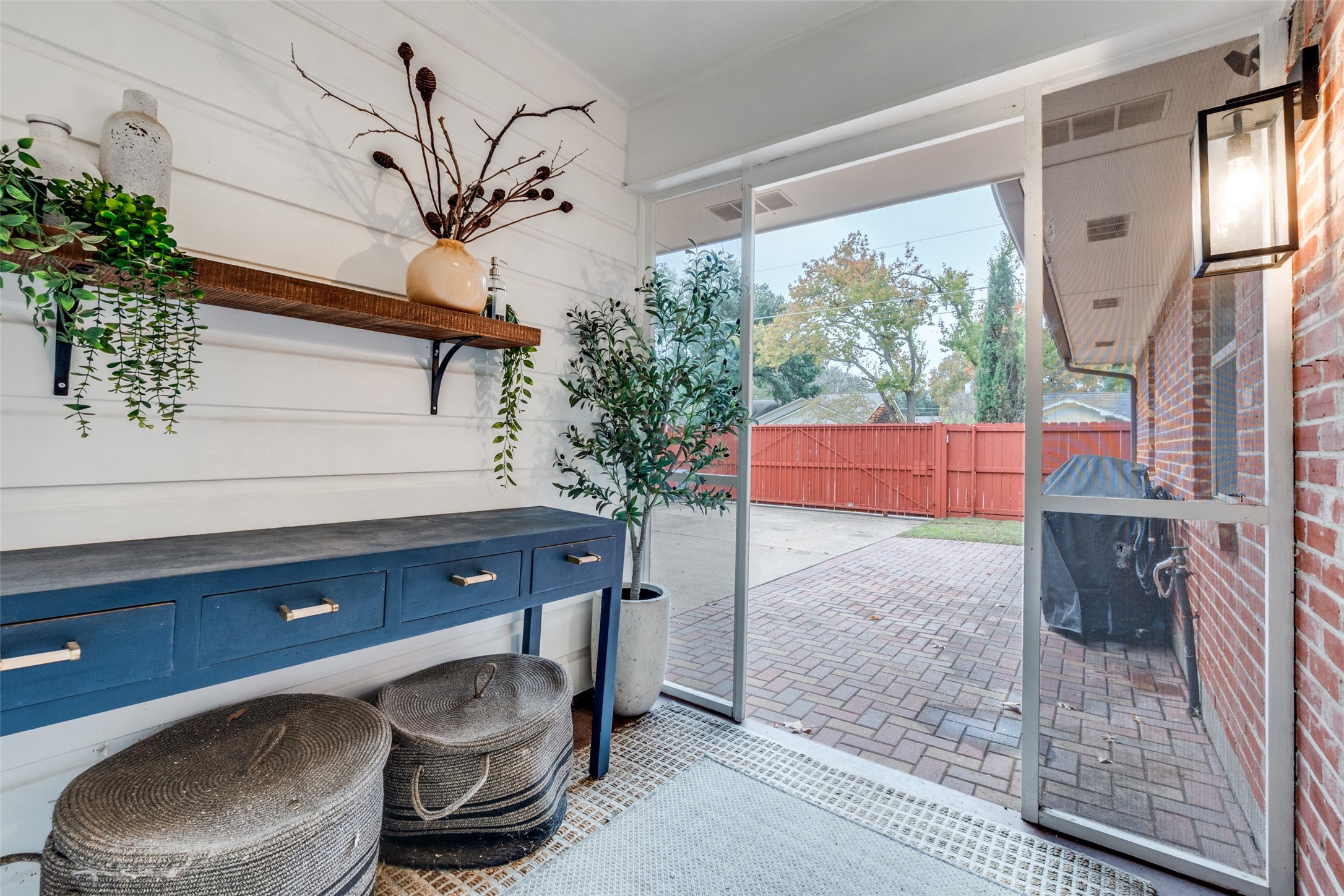 8912 Covey Court Dallas TX 75238