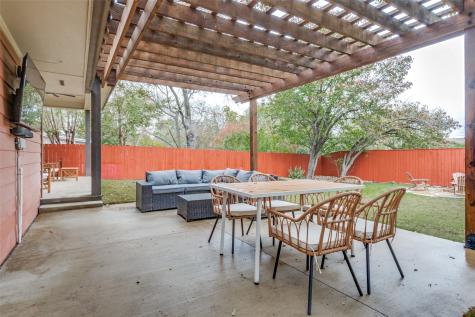 8912 Covey Court Dallas TX 75238