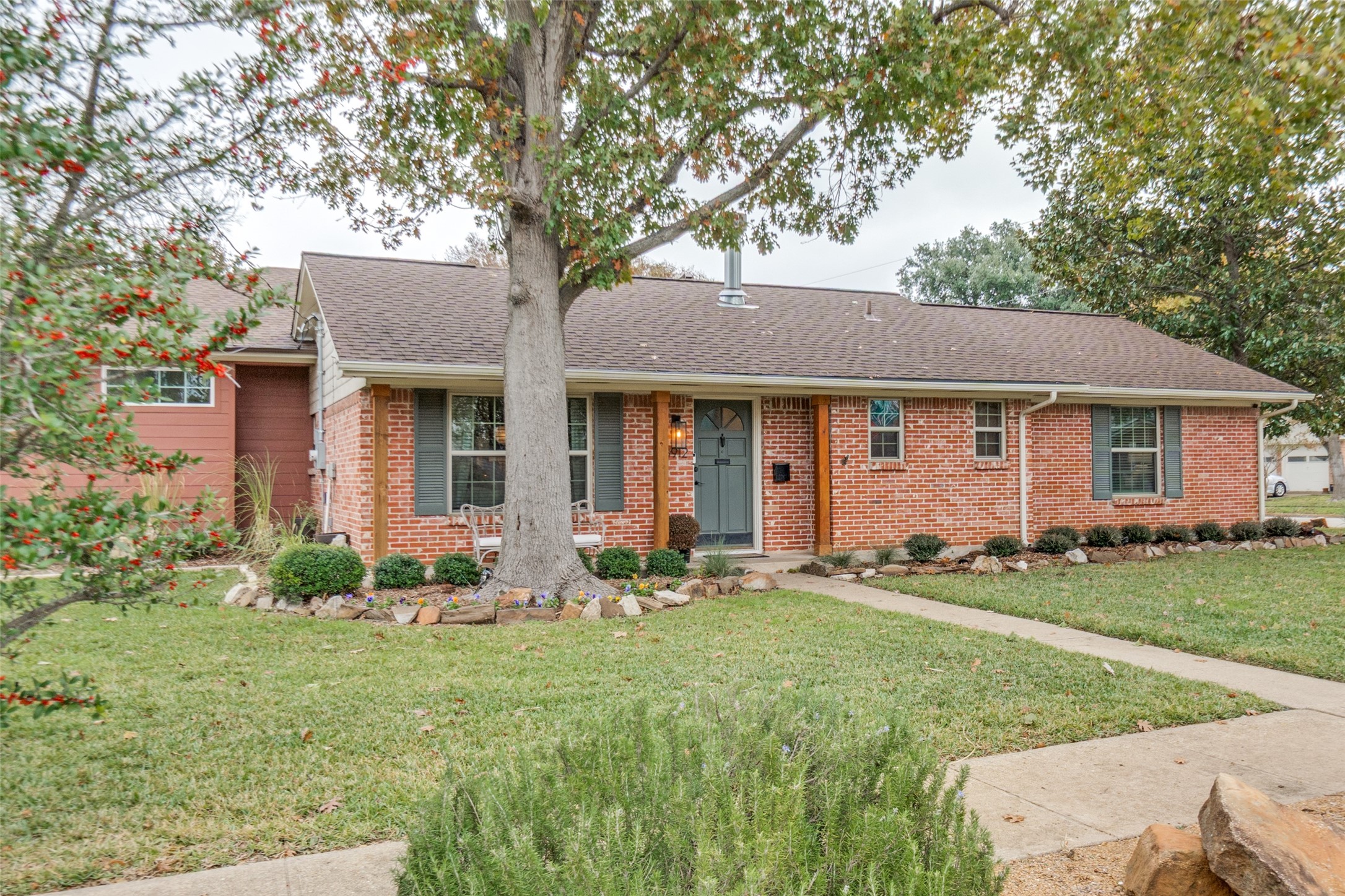 8912 Covey Court Dallas TX 75238