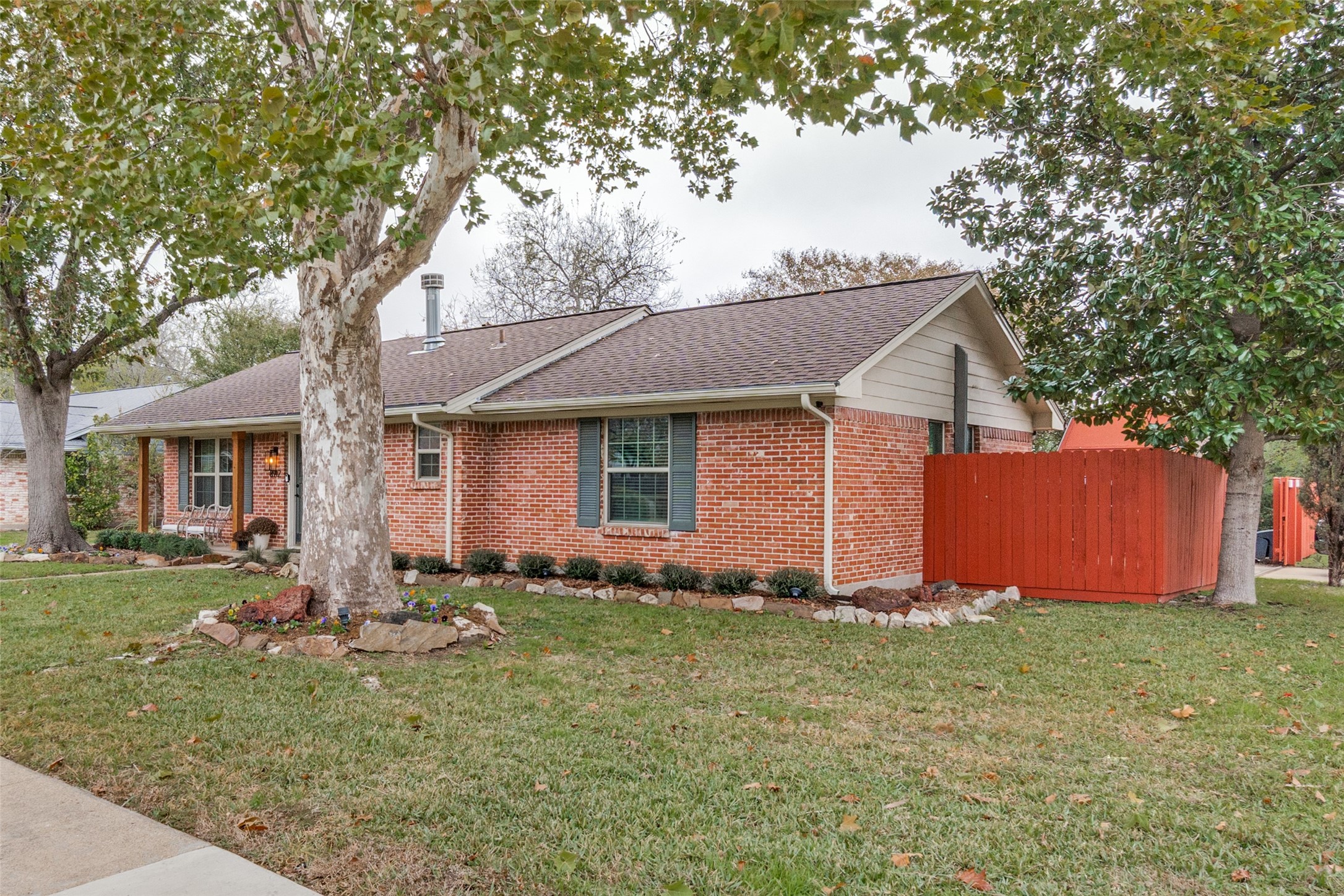 8912 Covey Court Dallas TX 75238