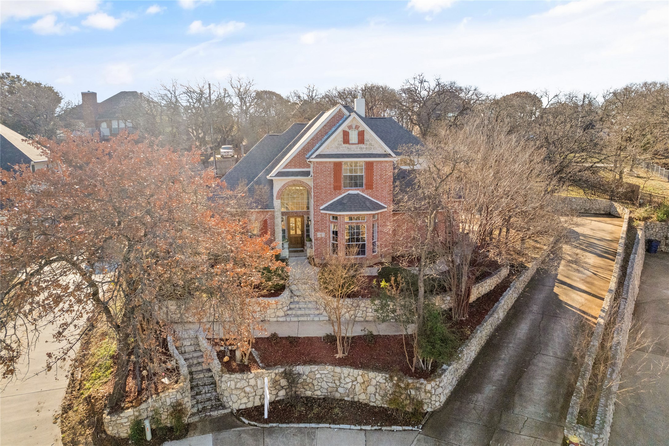 816 Lake View Court E Crowley TX 76036
