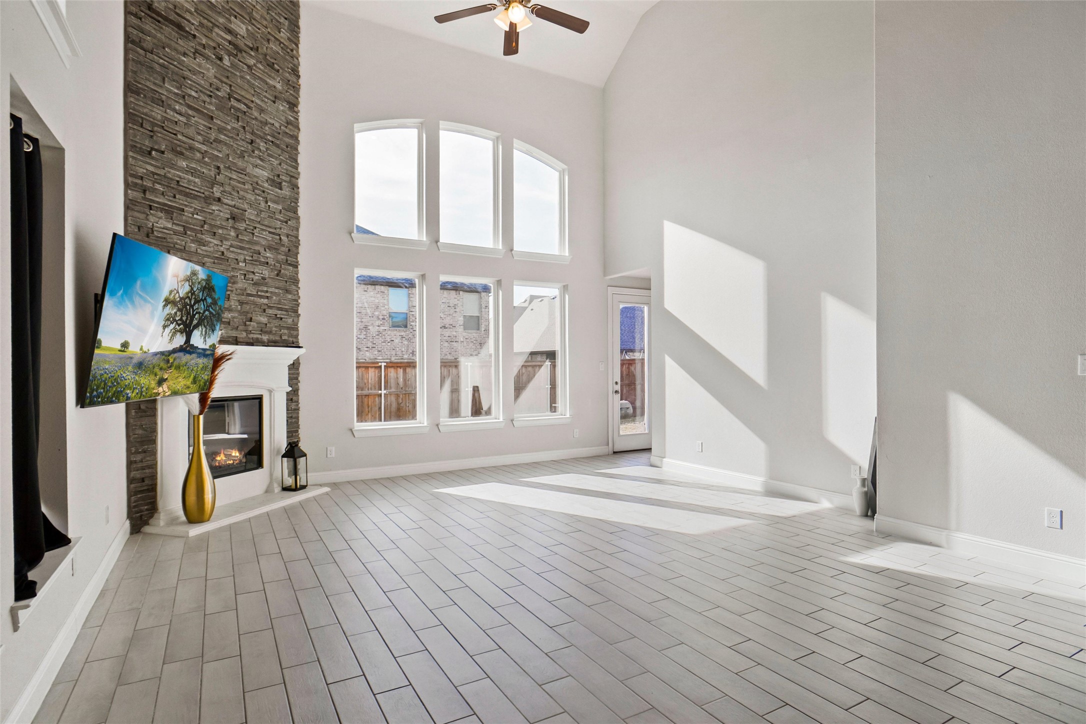 1237 Stagecoach Trail Justin TX 76247