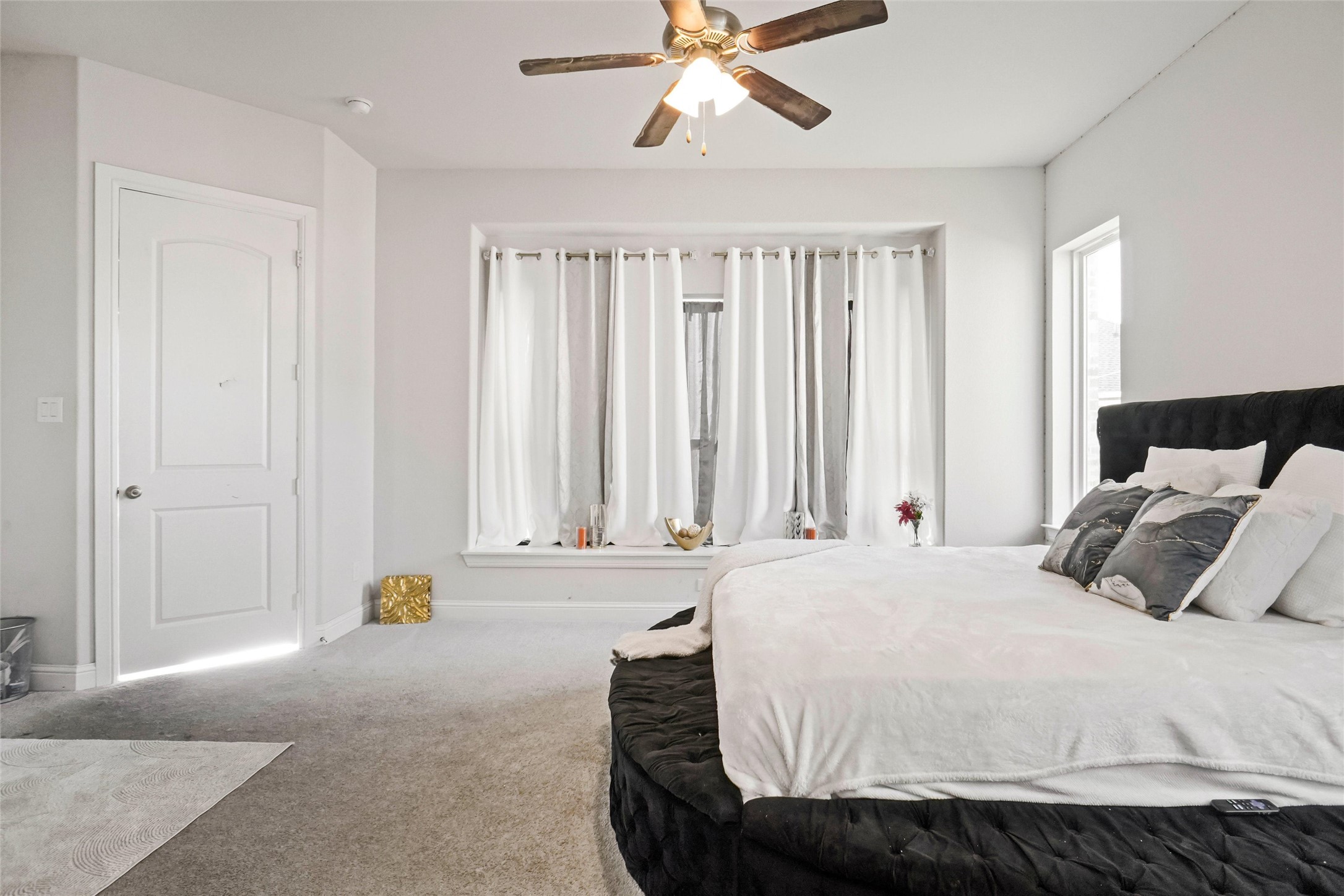 1237 Stagecoach Trail Justin TX 76247