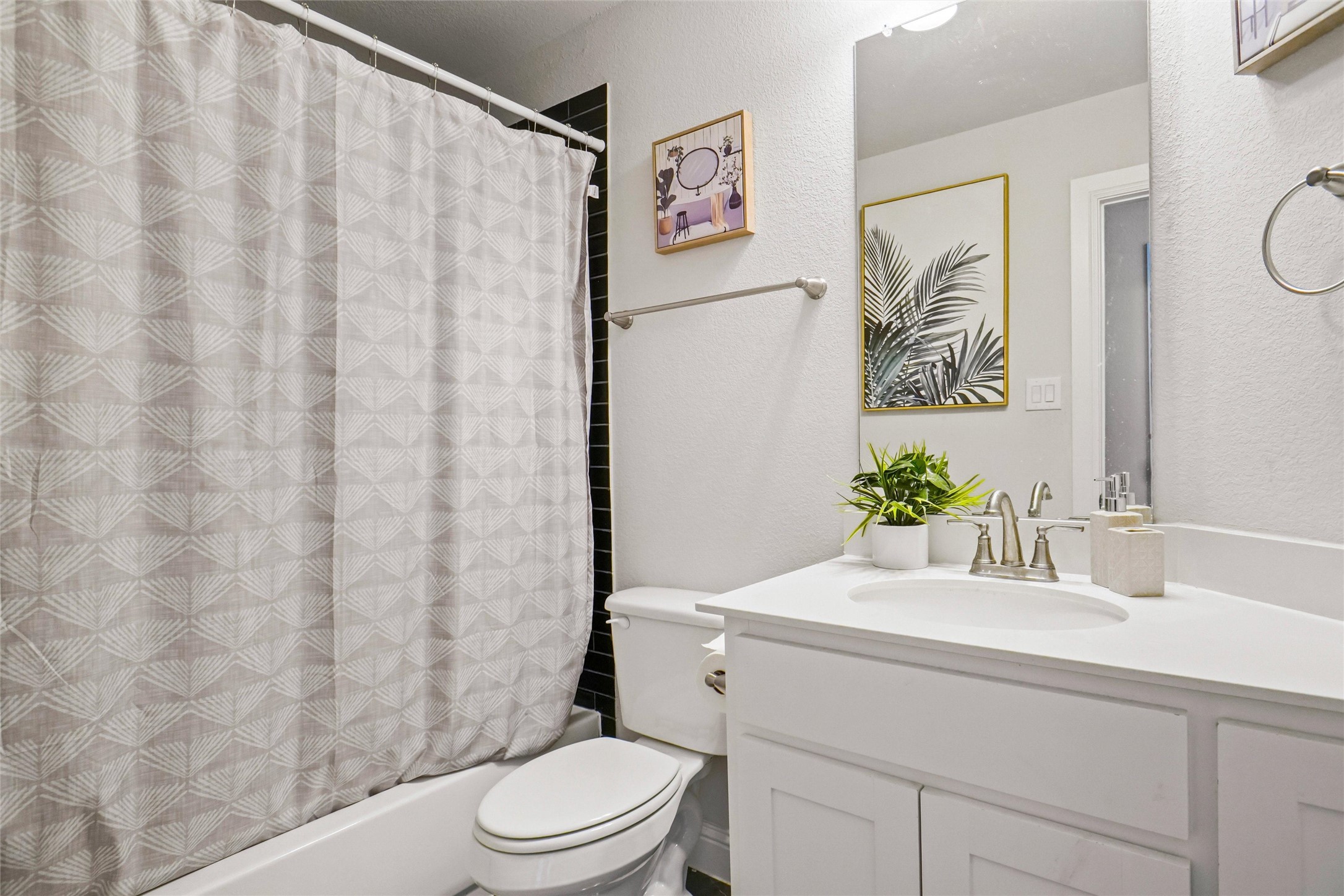 1237 Stagecoach Trail Justin TX 76247