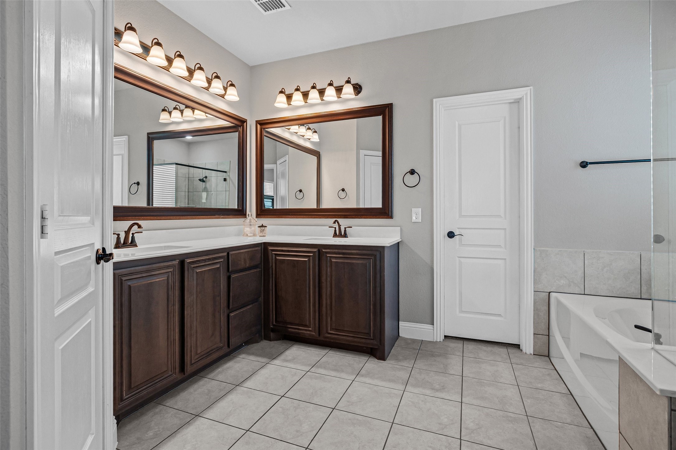 1020 Austin Drive Godley TX 76044
