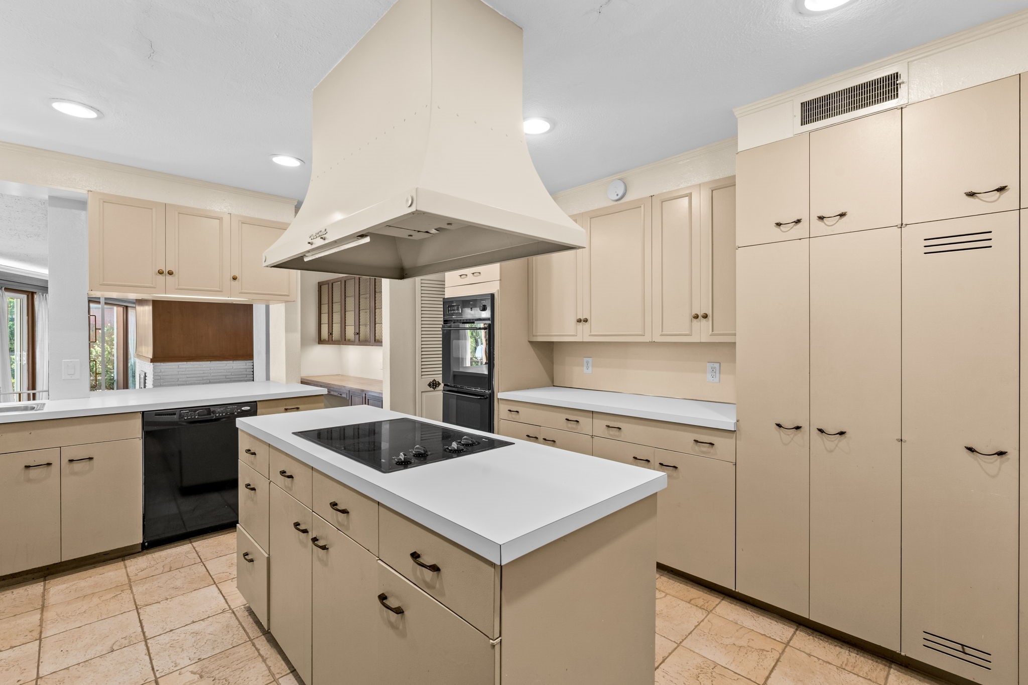 1504 Smilax Avenue Fort Worth TX 76111