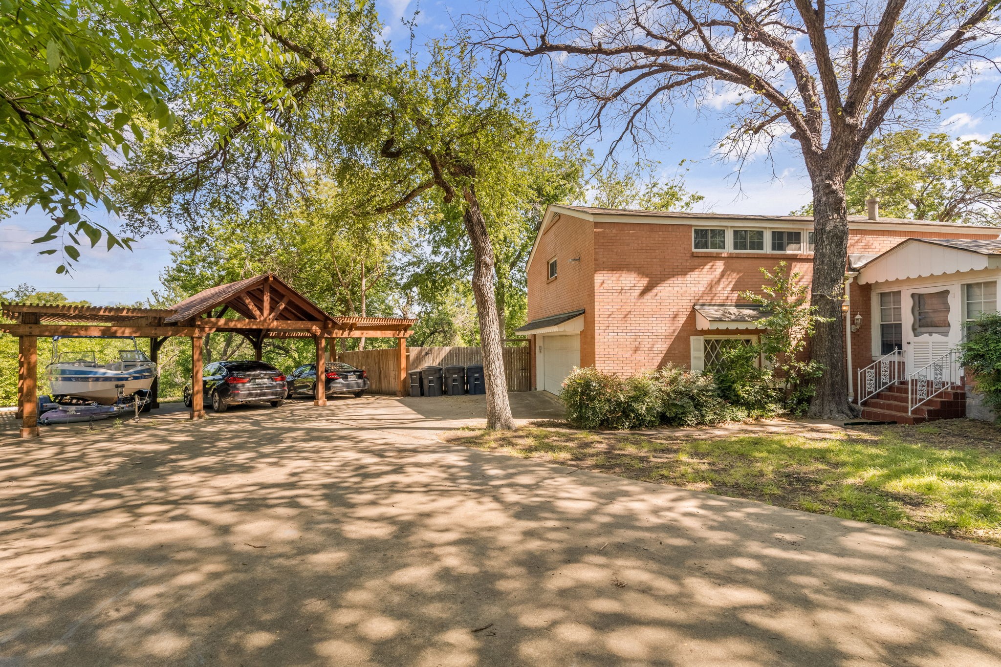 1504 Smilax Avenue Fort Worth TX 76111