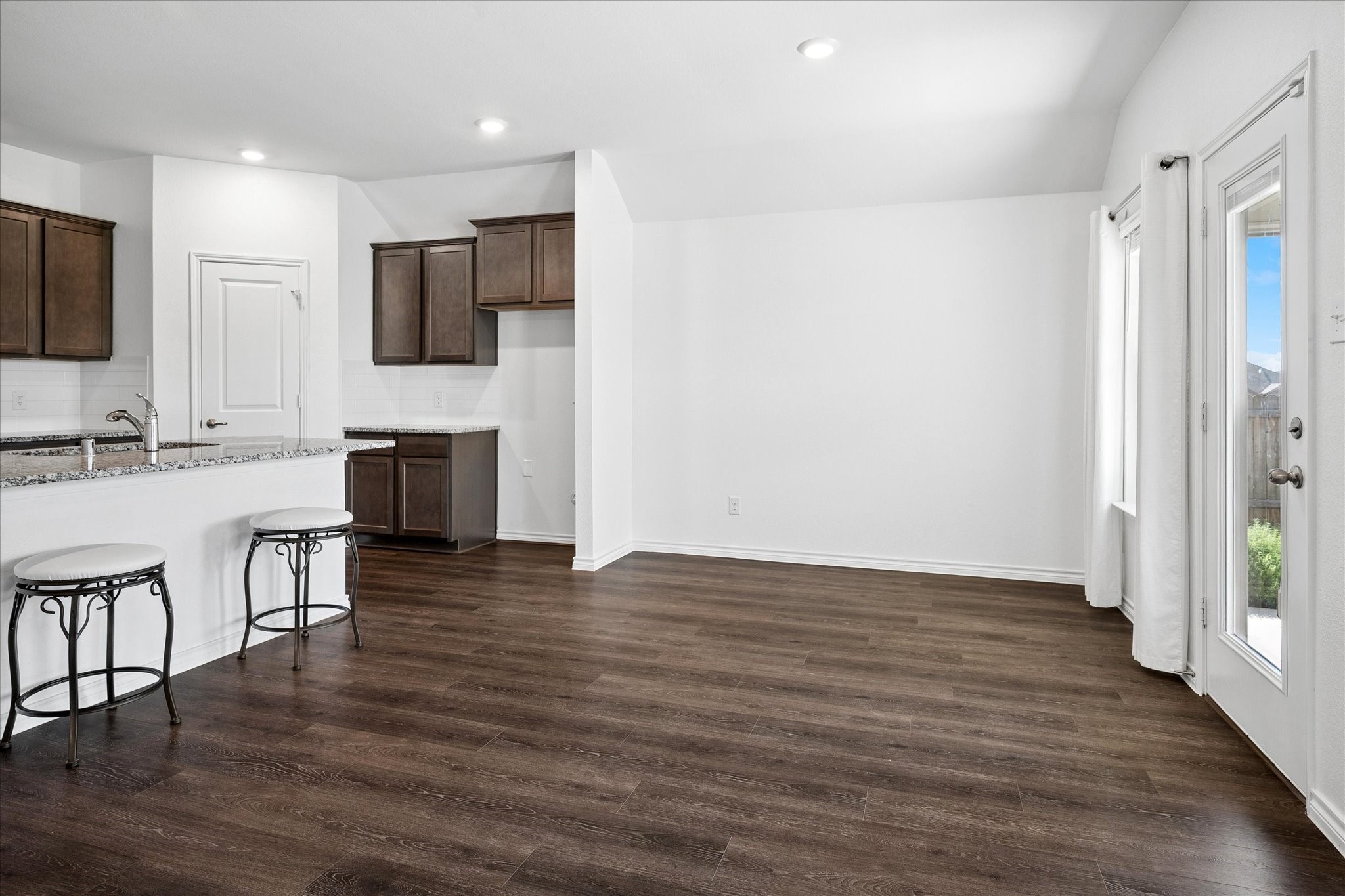407 Willow View Way Princeton TX 75407