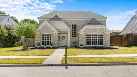 1318 Old Barn Lane Lewisville TX 75067