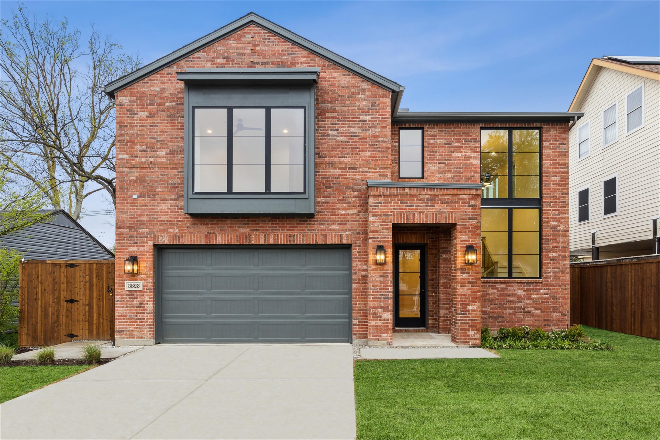 3823 Davila Drive Dallas TX 75220