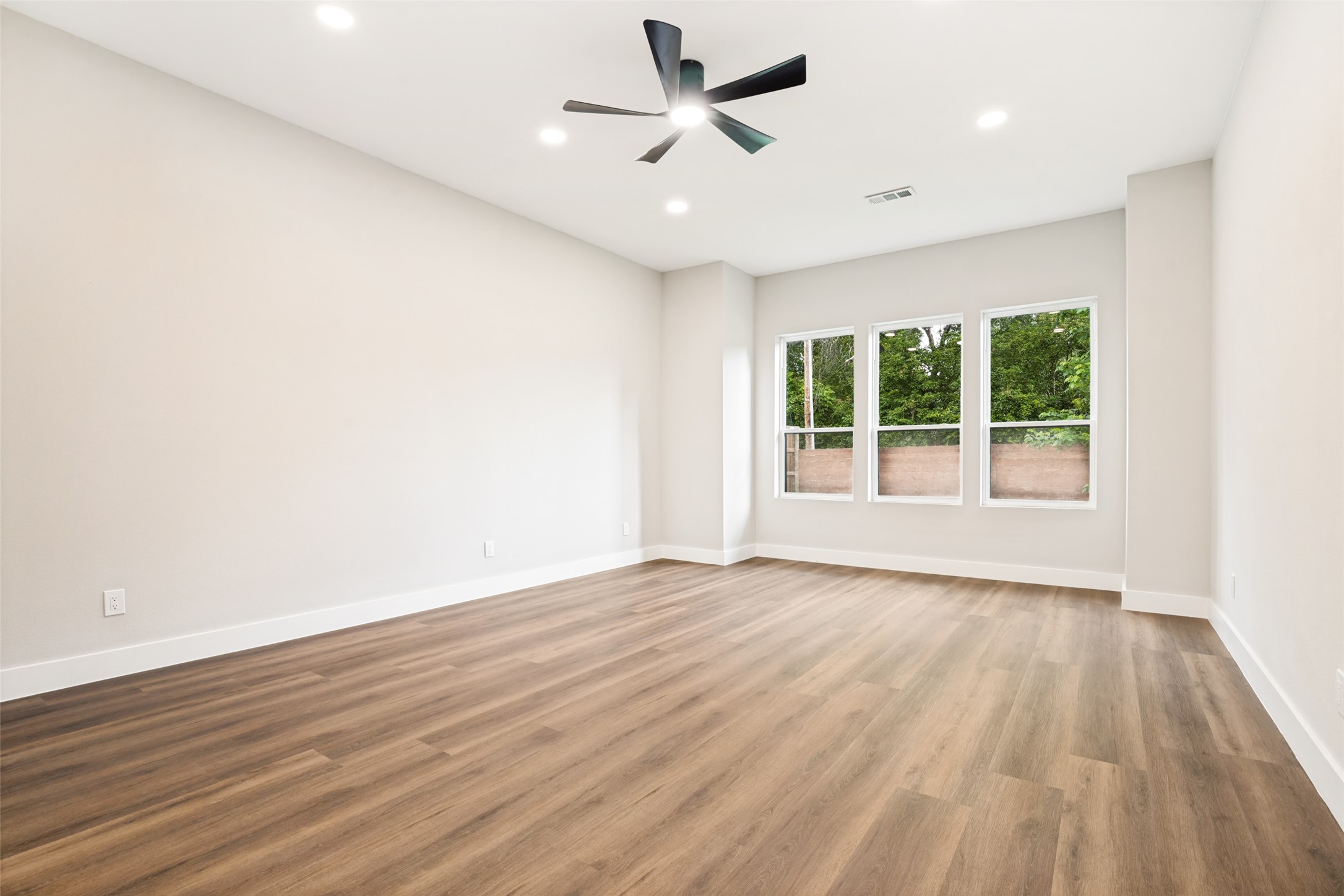 531 Shirley Court Richardson TX 75081