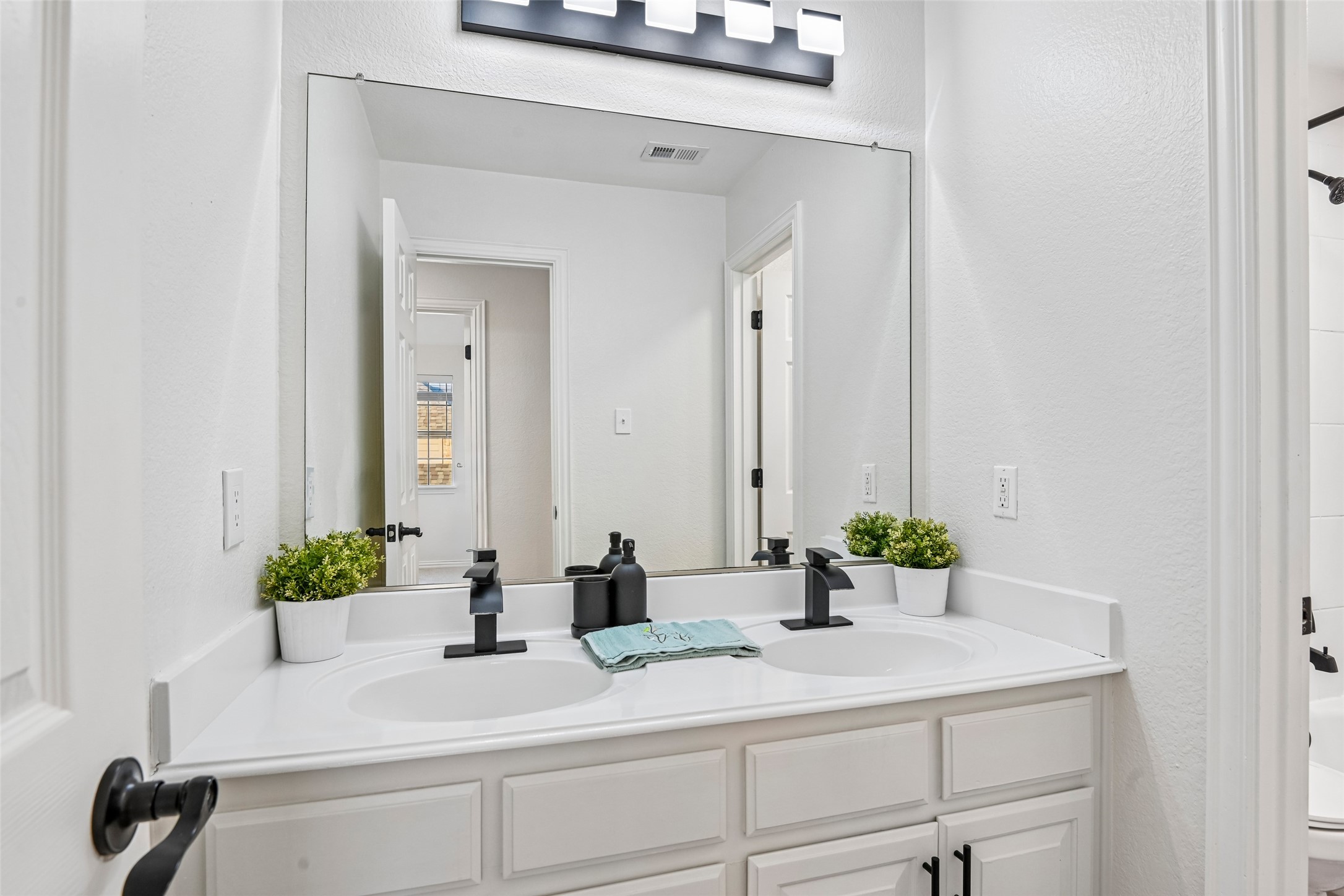 837 Moss Cliff Circle Mckinney TX 75071