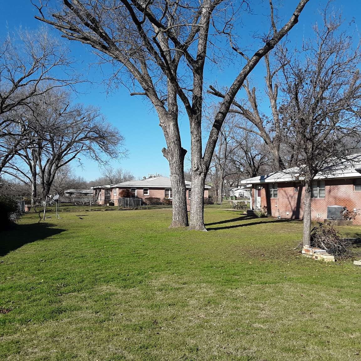 602 West Street Hico TX 76457