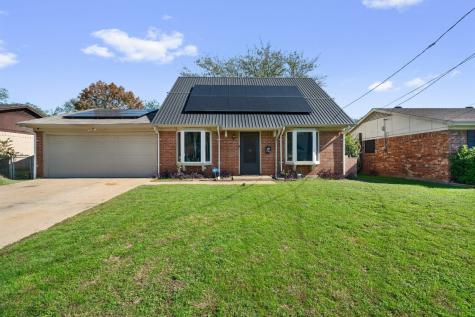 550 Falling Leaves Drive Duncanville TX 75116