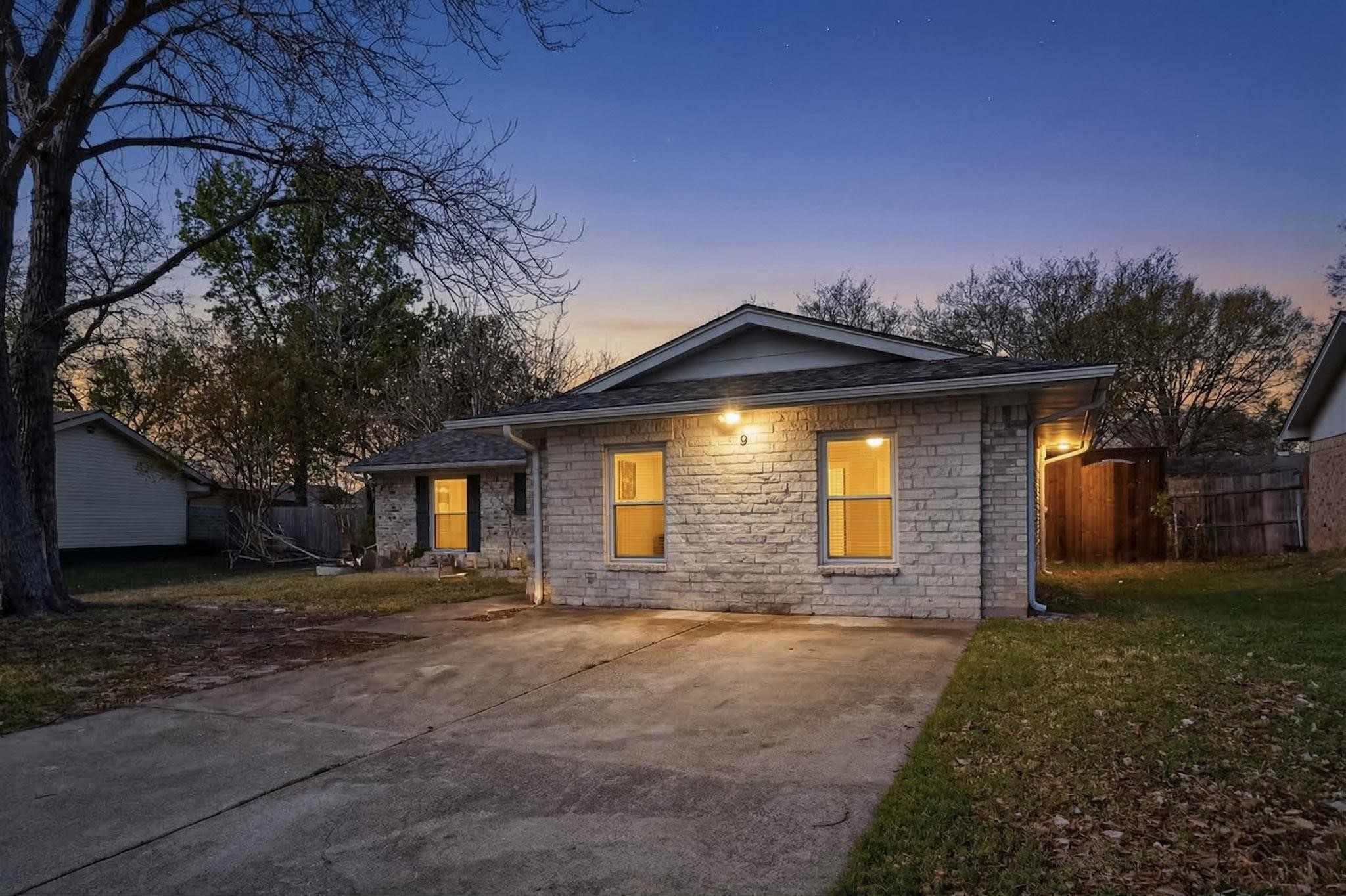 419 Teakwood Mesquite TX 75149