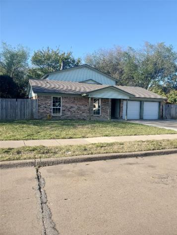 4909 Saucer Drive Haltom City TX 76117