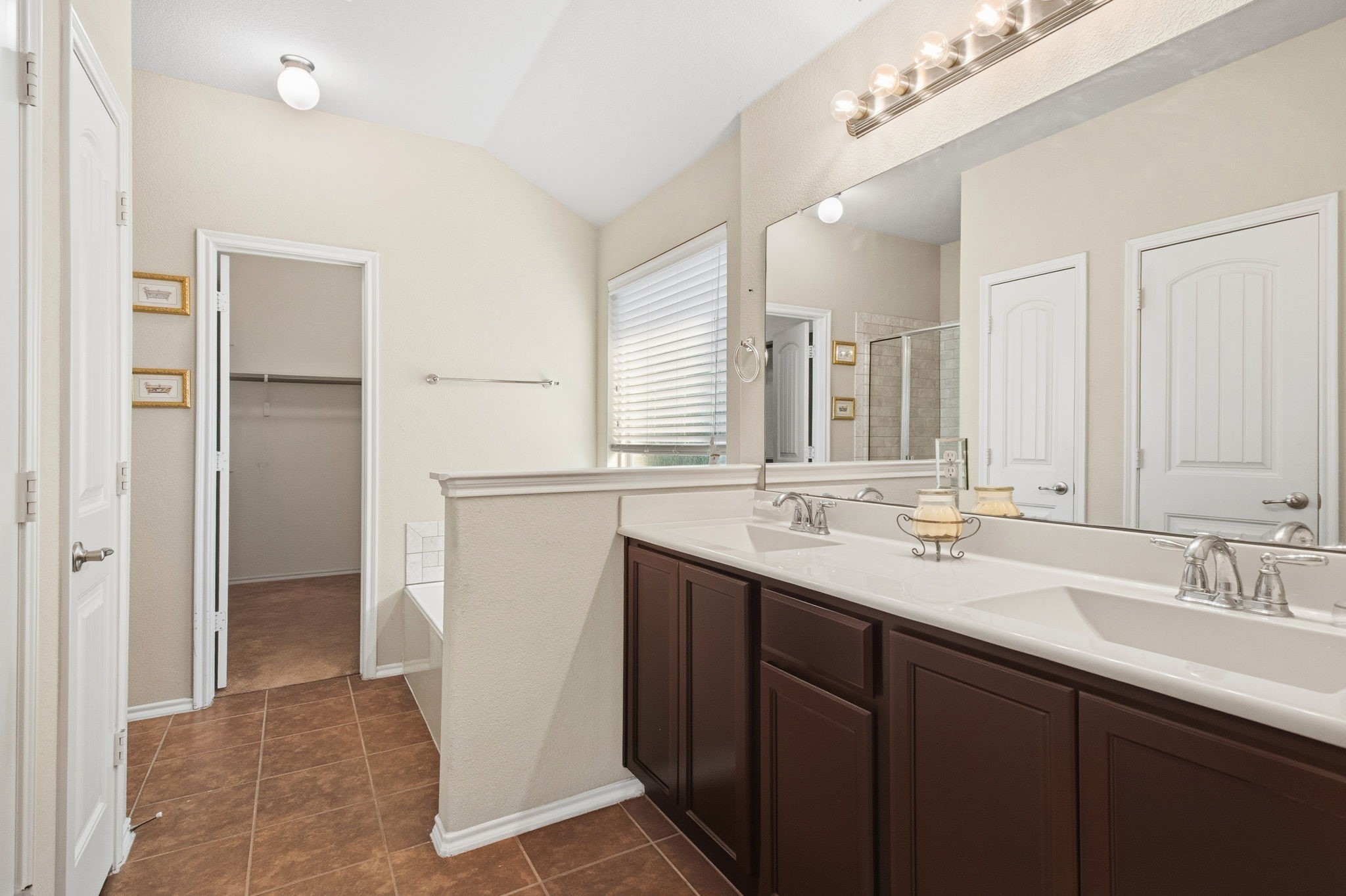 513 Partridge Drive Aubrey TX 76227